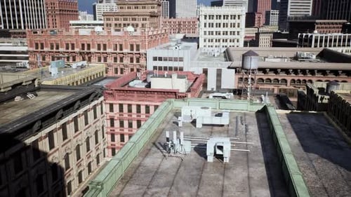 Vista de los tejados de la ciudad que muestran la arquitectura urbana a plena luz del día
