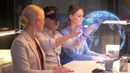 Teamwork with Virtual Reality Technology in Modern Office