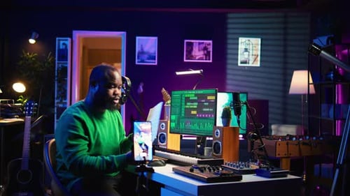 Musician Explains Music with Phone and Notation