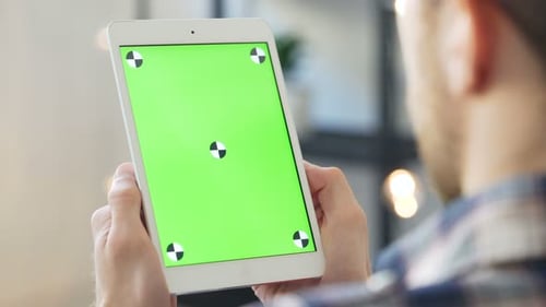 Online Browsing on Tablet Green Screen
