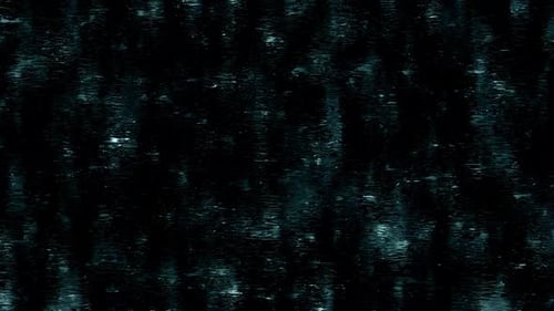 Regentropfen fallen während eines Regensturms in Zeitlupenschleife auf Asphalt.