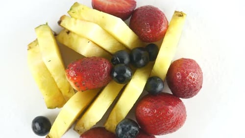 Fruit and berry salad