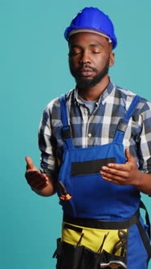 Vertical Video Professional Builder Almost Fainting Being Wobbly