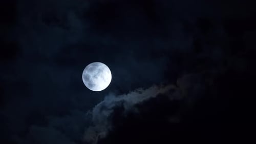 Mond und Wolken Zeitraffer 1