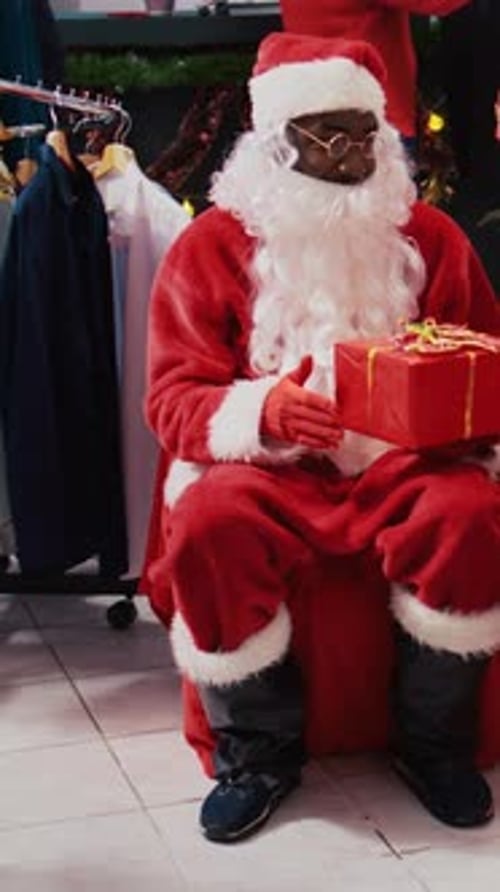 Vertical Video Worker Offering Woman Christmas Present