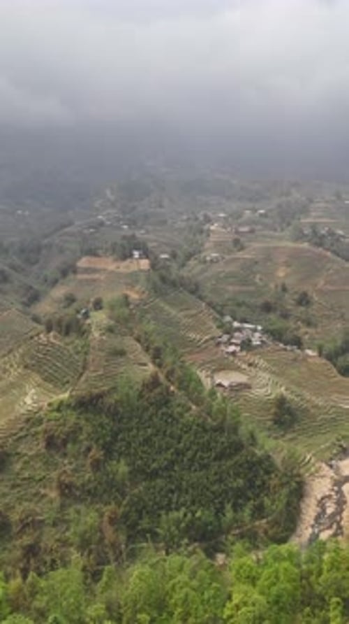 Vídeo aéreo sobre as belas paisagens de Sapa Sa Pa Lao Cai, Vietnã