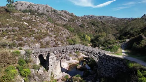 Stone Bridge on Stunning Nature Landscape. Cava da Velha, castro Laboreiro, Portugal