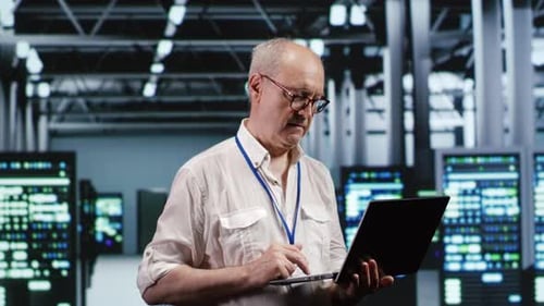 Expert Data Center Management