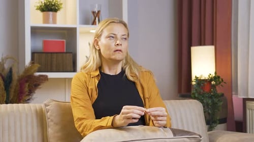 Undecided woman about separation from her husband.