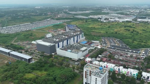 Perspectiva aérea do data center de computação em nuvem na Indonésia