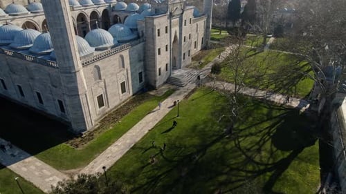 Vue aérienne du jardin de la cour de la mosquée Suleymaniye