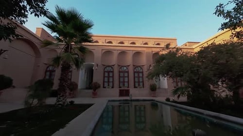 Traditional Courtyard with Elegant Mudbrick Architecture in Yazd