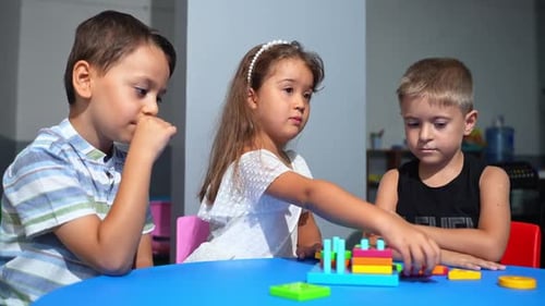Explorative Process Kindergarten Students in Classroom Playing Cognitive Game Activities Decoding