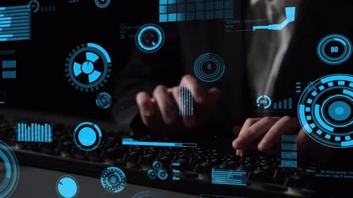 Tippen mit den Händen auf der Tastatur mit digitaler Schnittstelle zur Anzeige von Grafiken und Datenvisualisierungen in einem modernen Modus