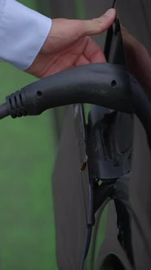 A Detailed View of Electric Vehicle Charging Infrastructure and Its Importance in Urban Areas