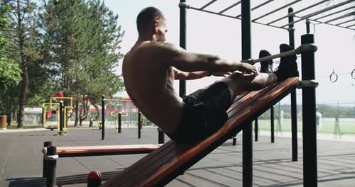 Daily Exercise to Keep Fit Sport Street Workout Muscle Up In Public Gym