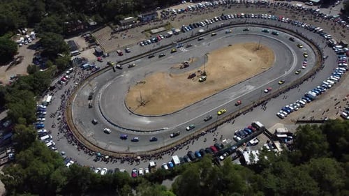 parade lap formation lap of cars before a race