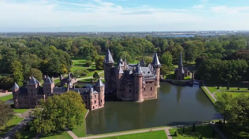 Top view of the largest castle in the Netherlands, De Haar. A beautiful quadcopter flight
