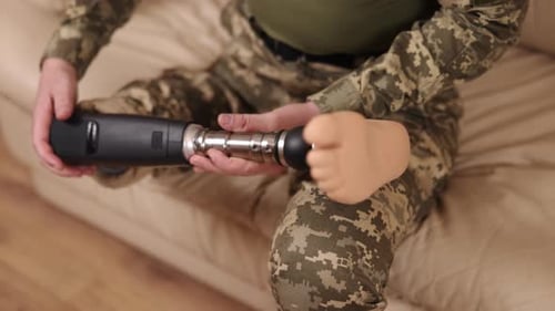 Amputation d'une jambe d'officier militaire Vétéran militaire