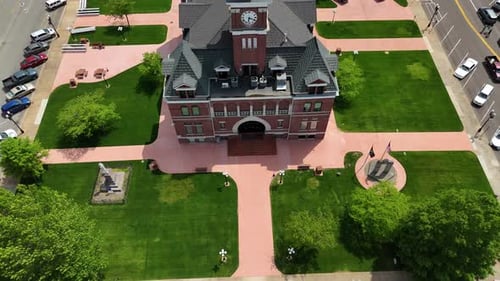 Rising Overhead Shot of Courthouse in Downtown Paris Tennessee