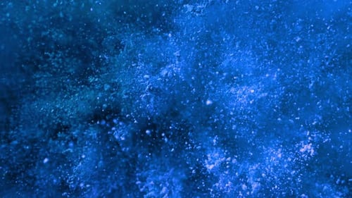 Explosion von Farbpulver in Superzeitlupe
