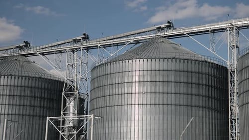 Metallic Exterior Building Metal Silo Construction