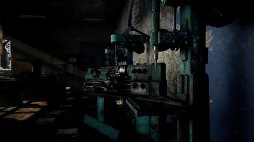 Maquinaria oxidada en un taller con poca luz que muestra la decadencia industrial