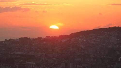 Sonnenuntergang über der Stadt Istanbul