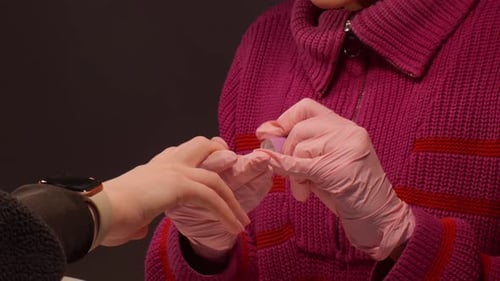 Gel pour les mains fortifiant pour les ongles