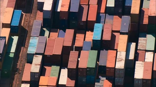 vista superior de um porto de contêineres marítimos