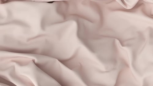 Tela de seda nude pálida con pliegues suaves, pálidos, animación 3D, tela satinada ondulada, textura líquida
