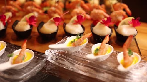 delicious seafood dishes in the Japanese restaurant