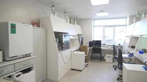 Bright Lab Hosts Array of Medical Machines Along with Tools
