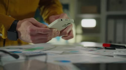 The modern office worker engaged in analytical activities prefers to use a smartphone to perform