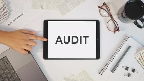 AUDIT DISPLAYING ON A TABLET SCREEN