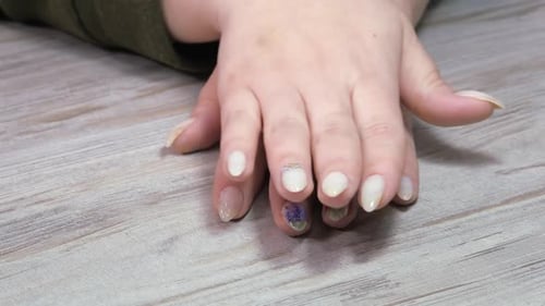 Samples of the Nail Pattern Manicure Samples on Wellgroomed Hands and Nails
