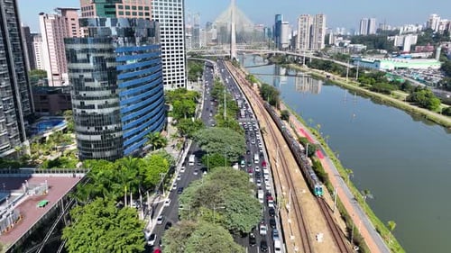 Cable Stay Bridge no centro da cidade de São Paulo, Brasil.