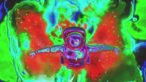 Un astronaute psychédélique trippy passe le tunnel temporel vert