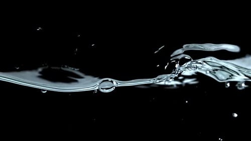 Super Slow Motion Water Splashes with Air Bubbles Filmed on a Highspeed Camera at 1000 Fps