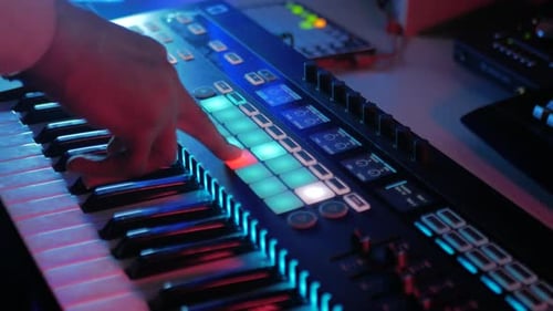 Advanced Sound System For Smooth Sound Wave Adjustment 4 K