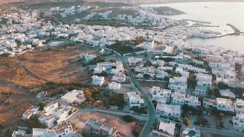 vol à Paros, Naxos, Antiparos en Grèce