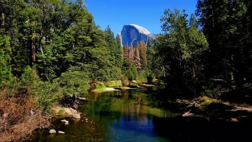 Breathtaking And Beautiful View Of Yosemite National Park