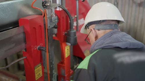 Engineer Man Worker Heavy Industry Plant Factory Oil Gas Fuels Pipeline Pipe Manufacture Machinery