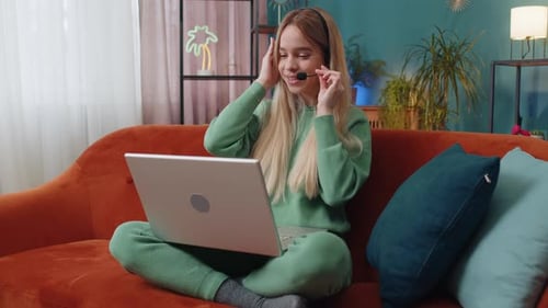 Woman Girl Freelance Worker Call Center Support Service Operator Helpline Having Talk with Client