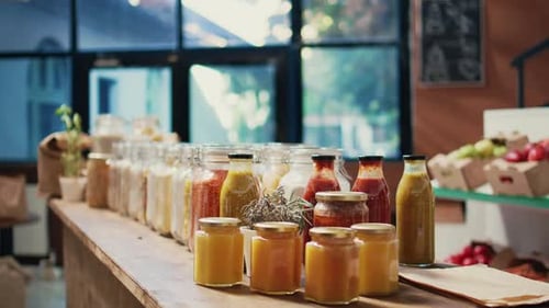 Chemicals Free Cooking Supplies in Eco Friendly Supermarket