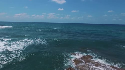 Drone above the sea Full HD