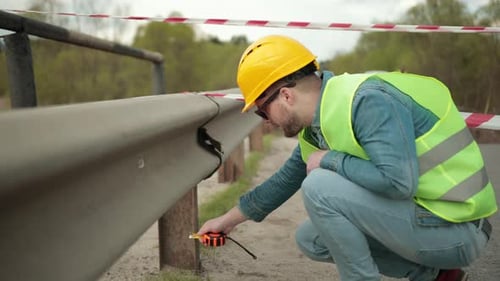 Zerstörte Straßenbrücke Einsturz als Folgen Naturkatastrophe