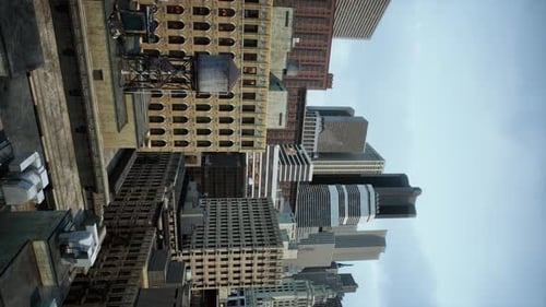 Impresionante vista vertical de la ciudad de Nueva York desde una azotea en el centro