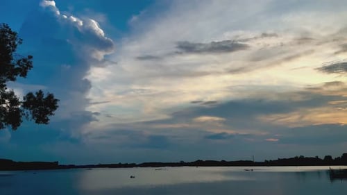 Wolken, die das Sonnenlicht blockieren