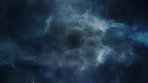 Des éclairs époustouflants dans des nuages d'orage 4K